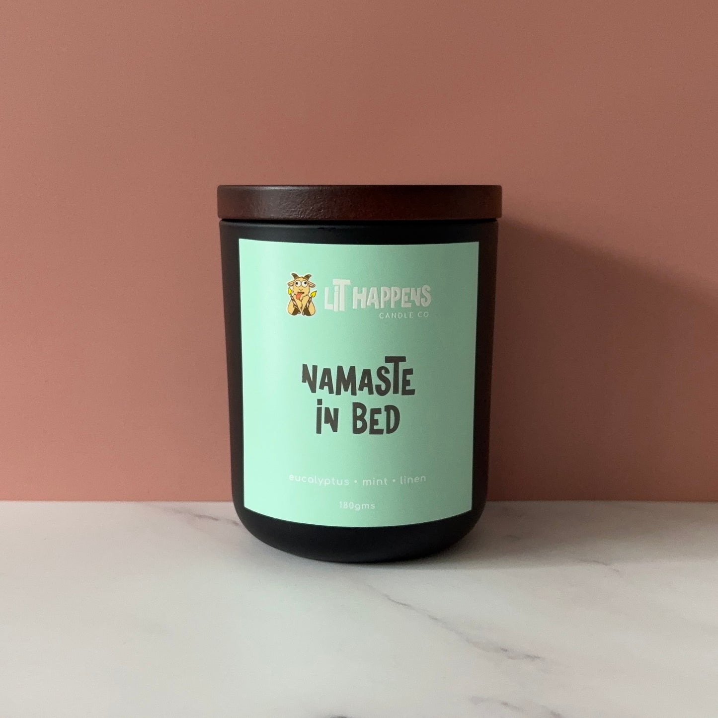 Namasté In Bed